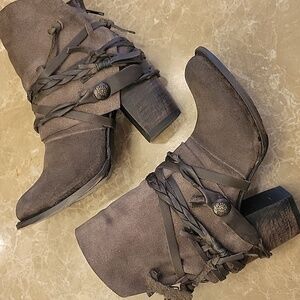 Steve Madden Freebird Gray-Brown Cairo Ankle Booties, Sz 8